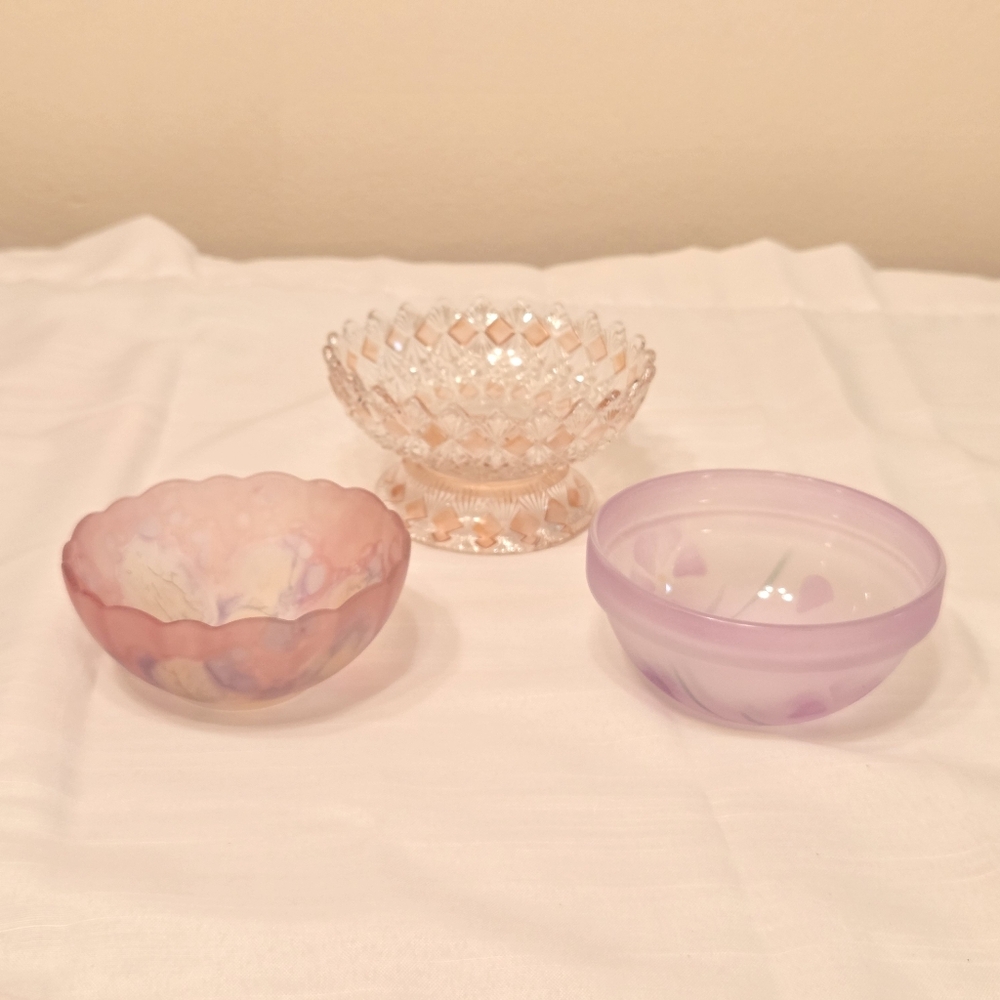 Lot Of 3 Small Glass Bowls Pink And Purple Colors